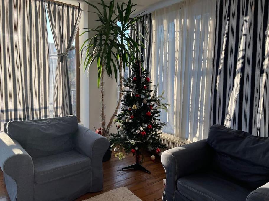 Lovely Apartment In Villa In Bukares Bagian luar foto